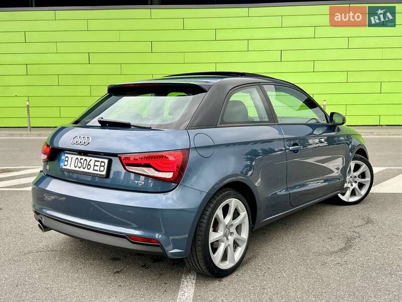 Хэтчбек Audi A1 2015 в Киеве