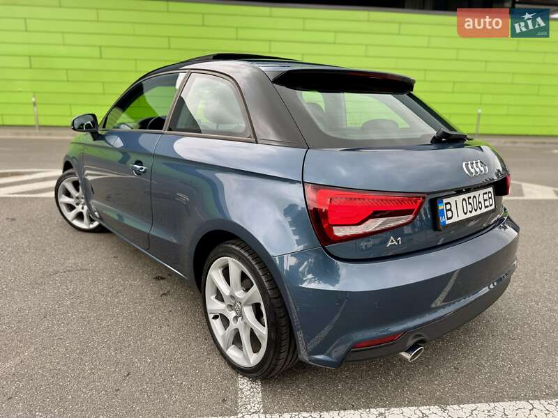 Хэтчбек Audi A1 2015 в Киеве