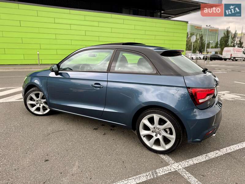 Хэтчбек Audi A1 2015 в Киеве