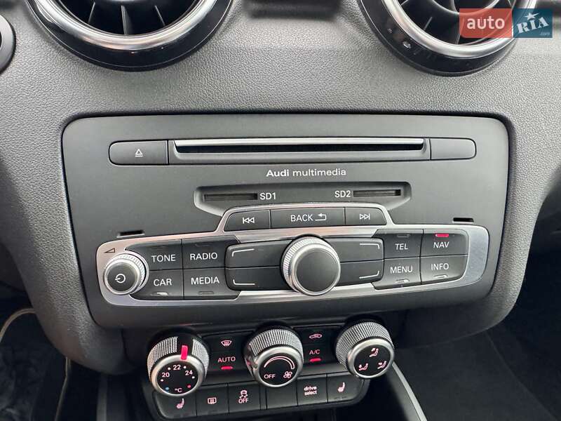 Хэтчбек Audi A1 2015 в Киеве
