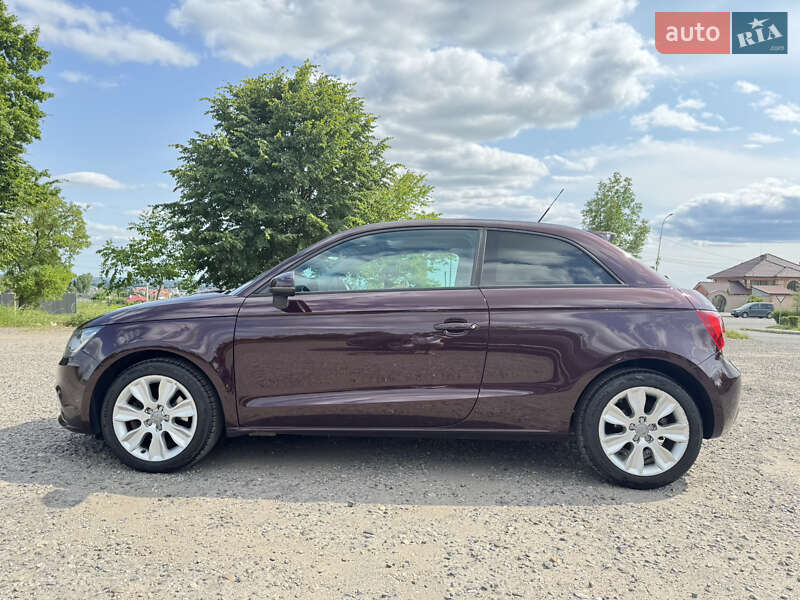 Хэтчбек Audi A1 2011 в Ужгороде