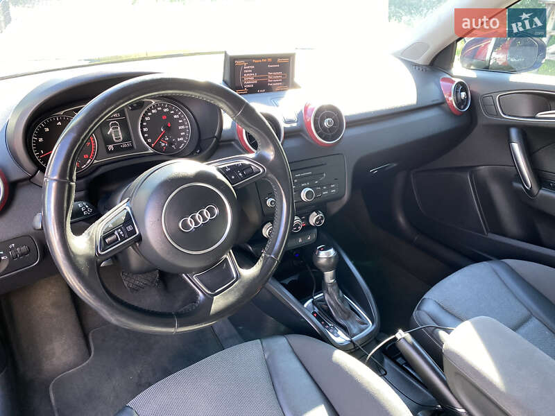 Хэтчбек Audi A1 2011 в Ужгороде