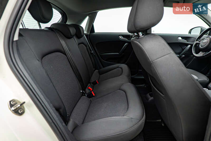 Хэтчбек Audi A1 2013 в Киеве