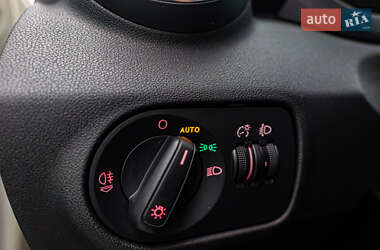 Хэтчбек Audi A1 2013 в 