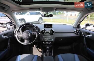 Хэтчбек Audi A1 2015 в 