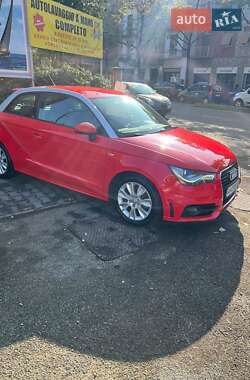 Хэтчбек Audi A1 2011 в 