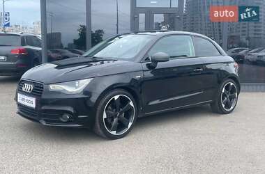 Хэтчбек Audi A1 2011 в 
