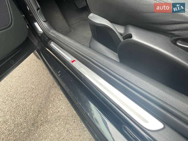 Хэтчбек Audi A1 2011 в Киеве