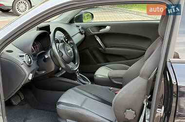 Хэтчбек Audi A1 2015 в 