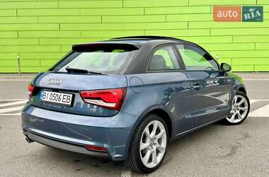 Хэтчбек Audi A1 2015 в 