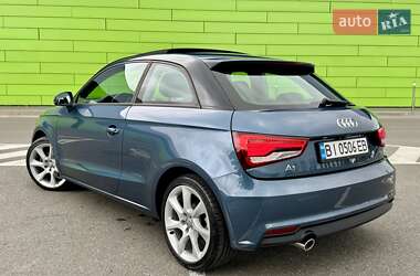 Хэтчбек Audi A1 2015 в 