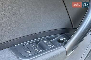 Хэтчбек Audi A1 2012 в 