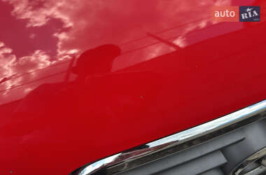 Хэтчбек Audi A1 2011 в 