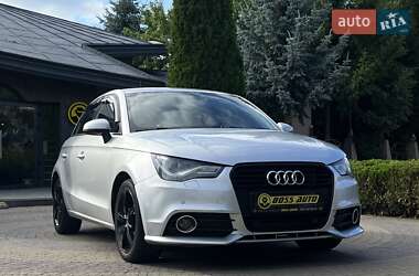 Хэтчбек Audi A1 2013 в 