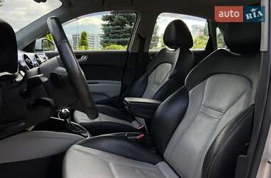 Хэтчбек Audi A1 2013 в 