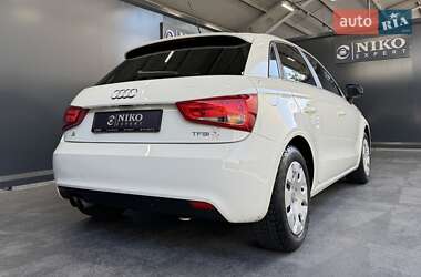 Хэтчбек Audi A1 2013 в 
