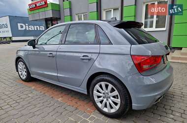 Хетчбек Audi A1 2012 в 