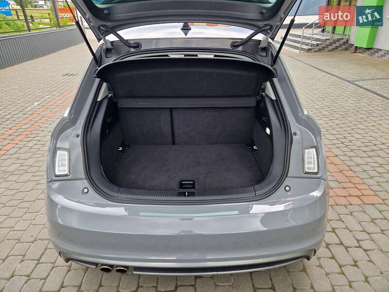 Хэтчбек Audi A1 2012 в Тернополе