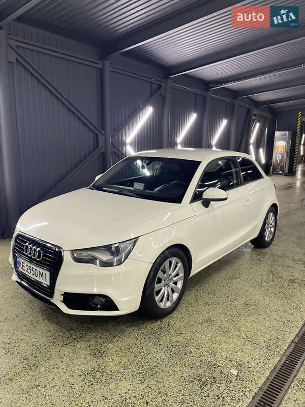Хэтчбек Audi A1 2011 в Кривом Роге
