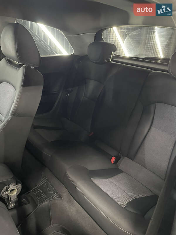Хэтчбек Audi A1 2011 в Кривом Роге