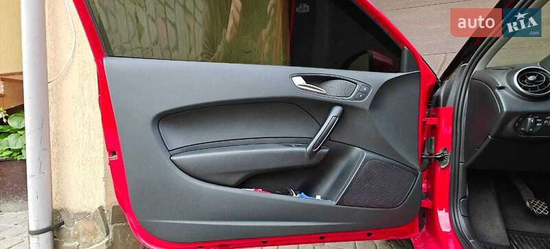 Хэтчбек Audi A1 2012 в Львове