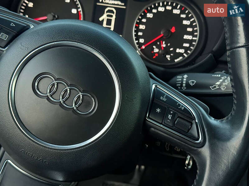 Хэтчбек Audi A1 2011 в Харькове