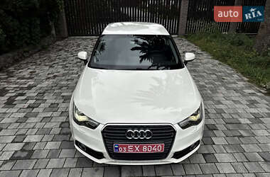Хэтчбек Audi A1 2011 в 