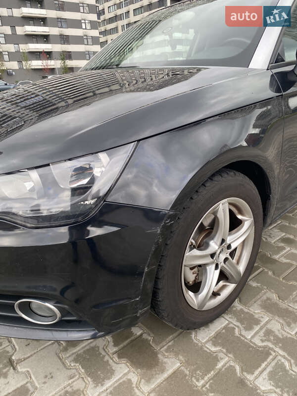 Хэтчбек Audi A1 2010 в Киеве