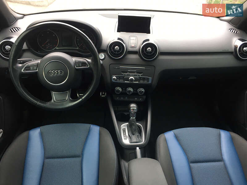 Хэтчбек Audi A1 2015 в Каменском