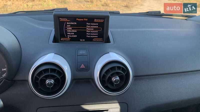 Хэтчбек Audi A1 2011 в Черкассах