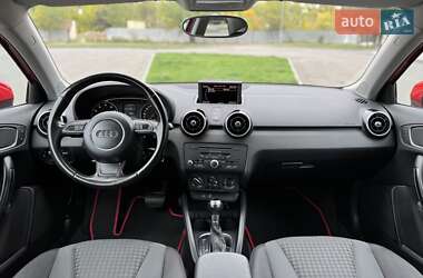 Хетчбек Audi A1 2011 в 