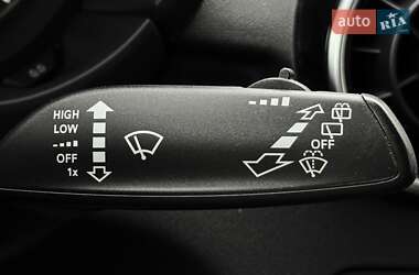 Хетчбек Audi A1 2011 в 