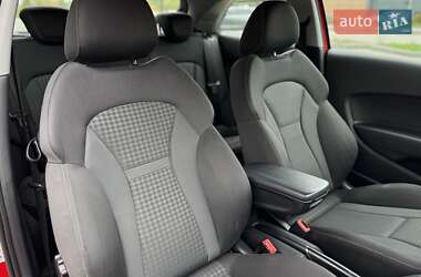 Хетчбек Audi A1 2011 в 