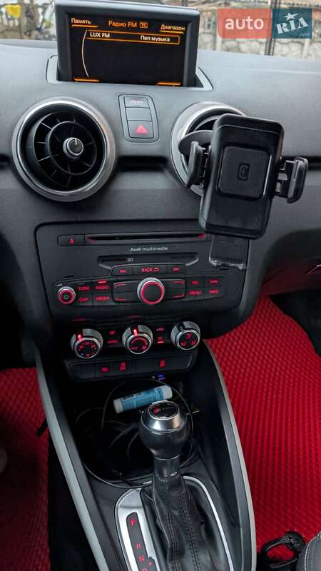 Хэтчбек Audi A1 2010 в Виннице