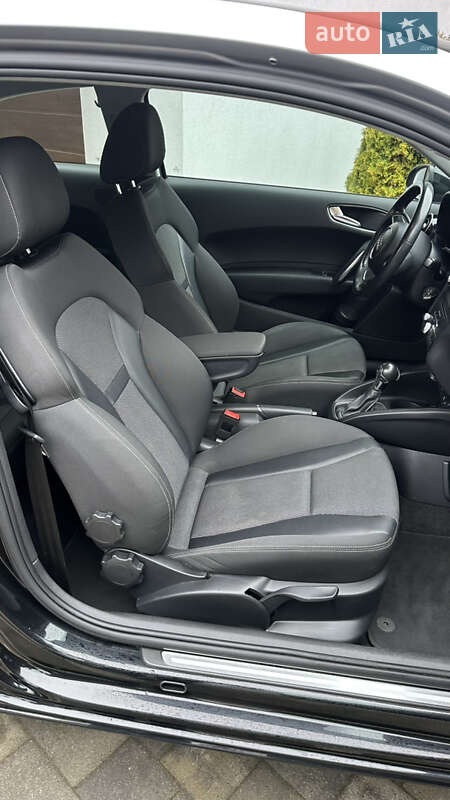 Хэтчбек Audi A1 2015 в Львове