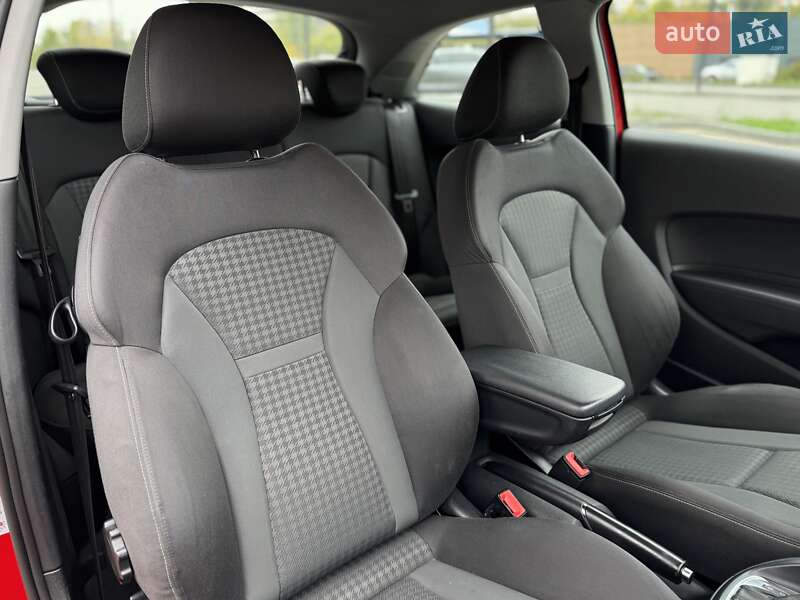 Хэтчбек Audi A1 2011 в Днепре фото 36 Хэтчбек Audi A1 2011 в Днепре