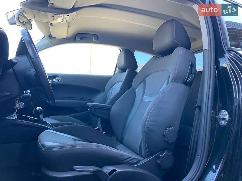 Хэтчбек Audi A1 2011 в Киеве фото 8 Хэтчбек Audi A1 2011 в Киеве