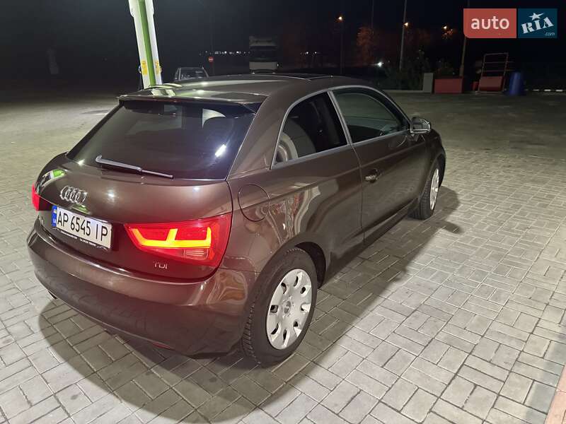 Хэтчбек Audi A1 2012 в Запорожье