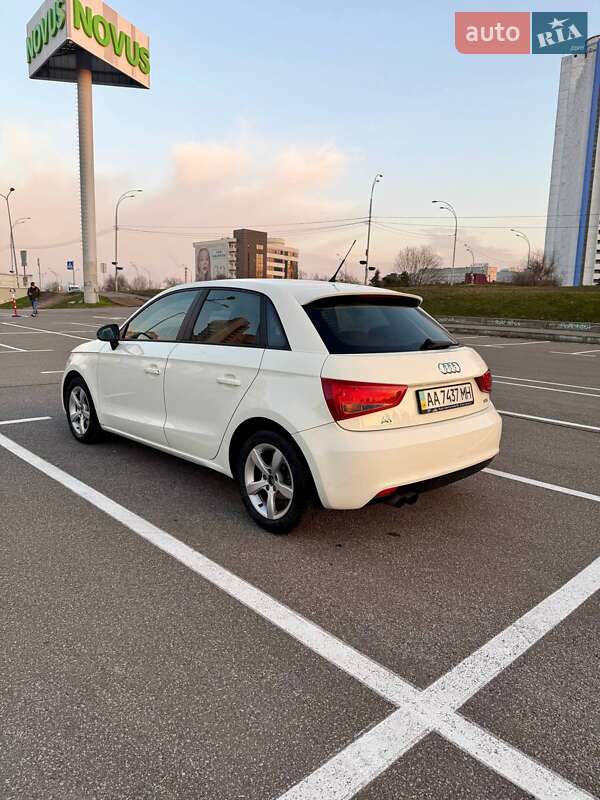 Хэтчбек Audi A1 2012 в Киеве