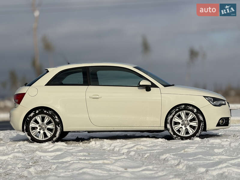 Хетчбек Audi A1 2010 в Харкові