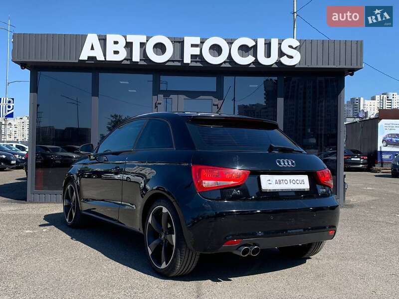 Хэтчбек Audi A1 2011 в Киеве