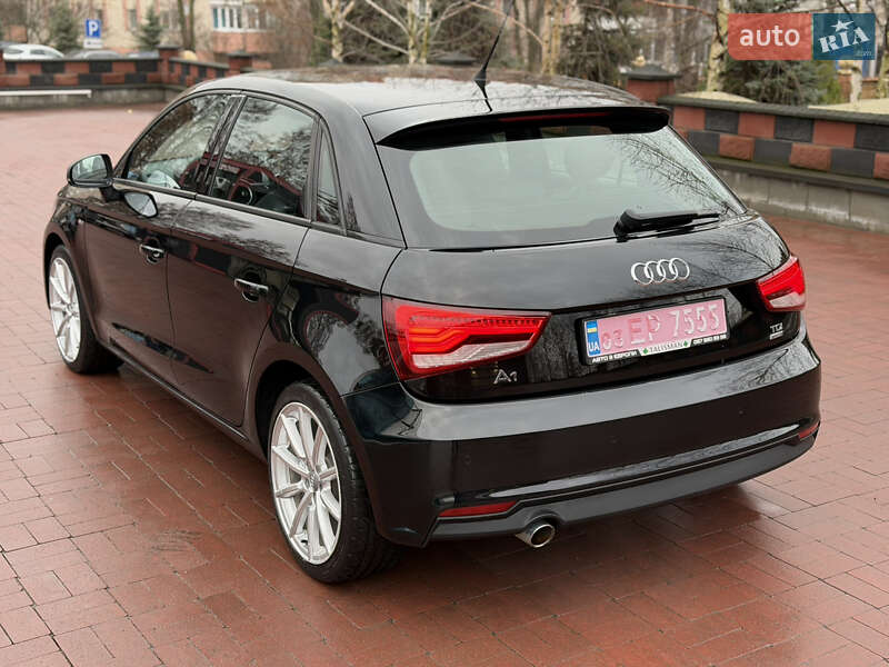 Хэтчбек Audi A1 2015 в Ровно