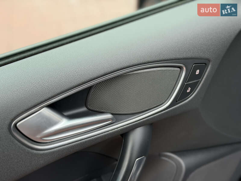 Хэтчбек Audi A1 2015 в Ровно