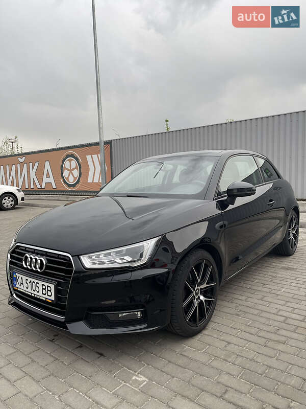 Хэтчбек Audi A1 2015 в Киеве фото 4 Хэтчбек Audi A1 2015 в Киеве