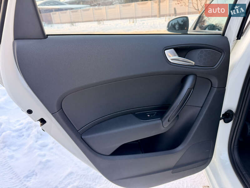 Хетчбек Audi A1 2012 в Києві