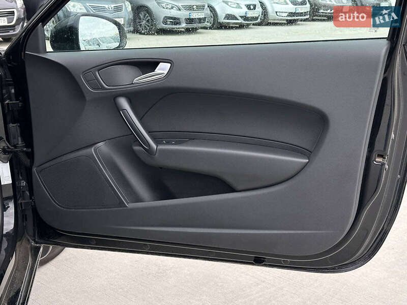 Хэтчбек Audi A1 2011 в Львове