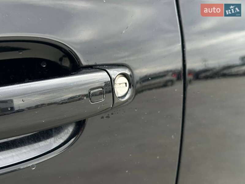 Хэтчбек Audi A1 2011 в Львове