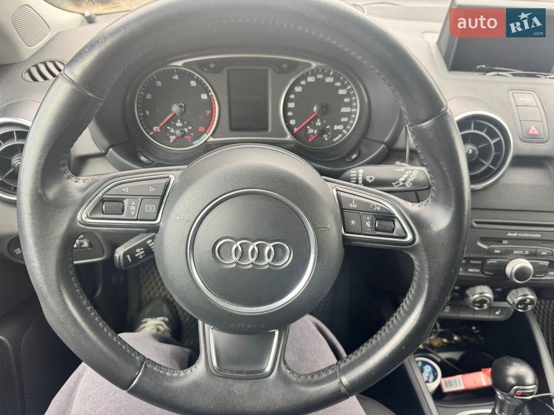 Хэтчбек Audi A1 2013 в Киеве