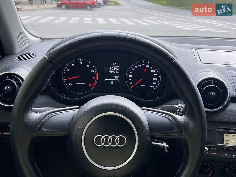 Хэтчбек Audi A1 2011 в Полтаве