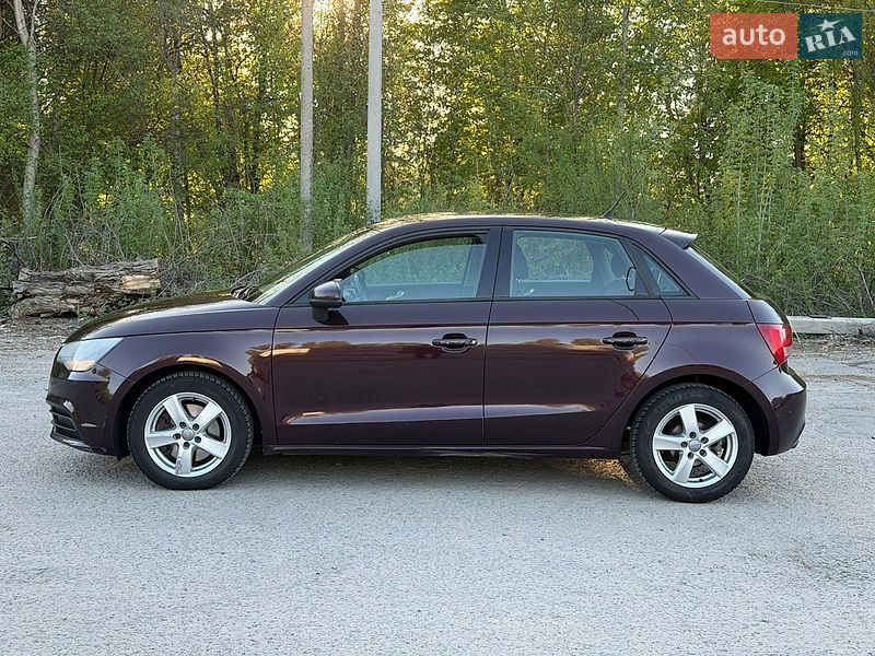 Хэтчбек Audi A1 2013 в Звягеле